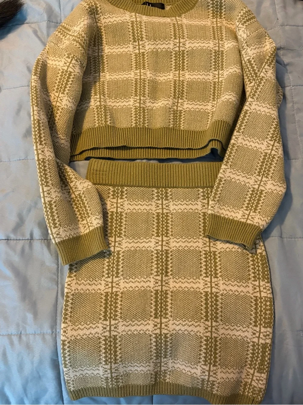 Lulu's Olive Green & White Plaid Cropped Crewneck Sweater w/Skirt Set